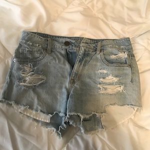 American Eagle high waisted light-wash shorts